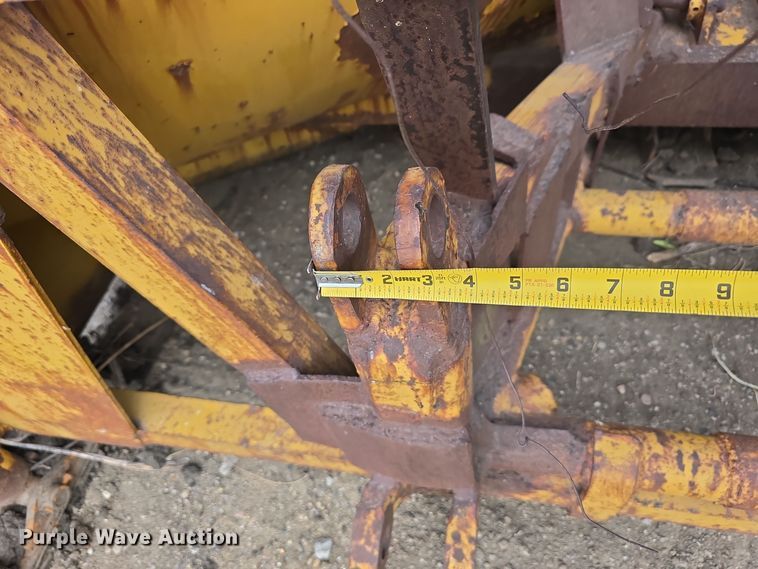 image for item DW3875 Caterpillar motor grader snow plow