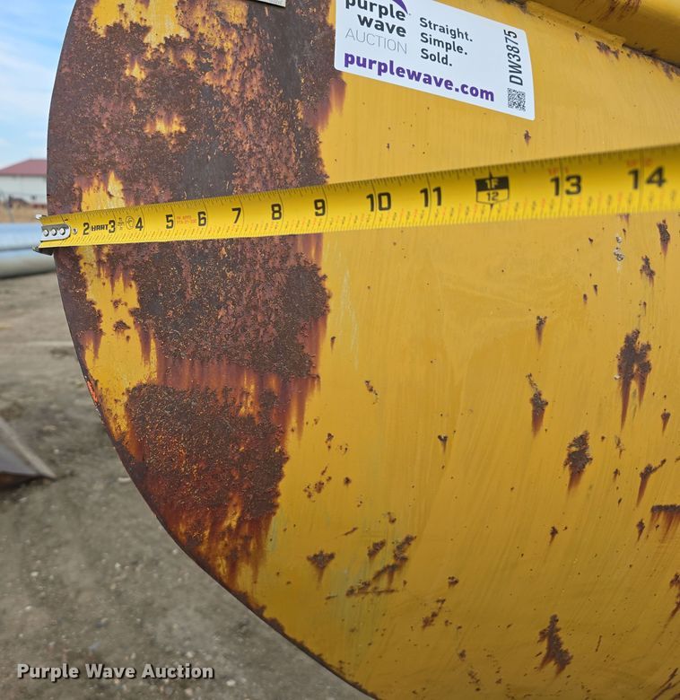 image for item DW3875 Caterpillar motor grader snow plow