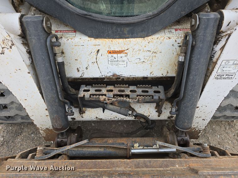 image for item DW3887 2017 Bobcat T770 skid steer loader