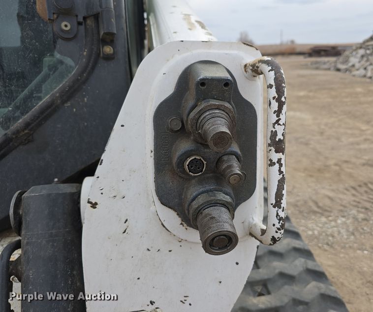 image for item DW3887 2017 Bobcat T770 skid steer loader