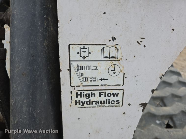 image for item DW3887 2017 Bobcat T770 skid steer loader