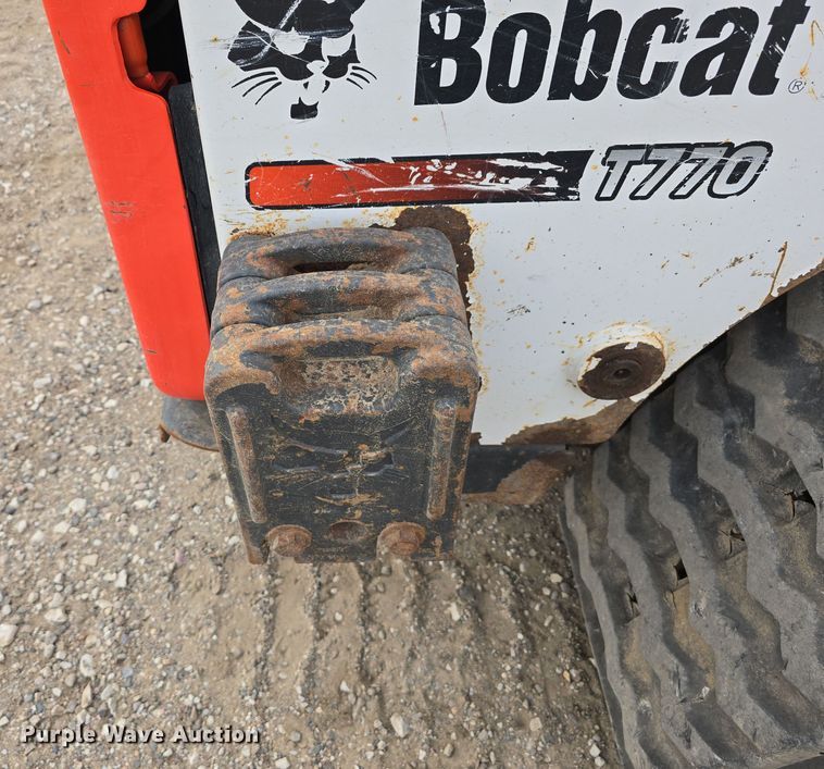 image for item DW3887 2017 Bobcat T770 skid steer loader