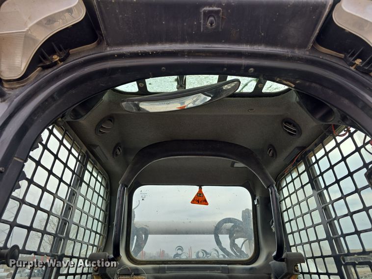 image for item DW3887 2017 Bobcat T770 skid steer loader