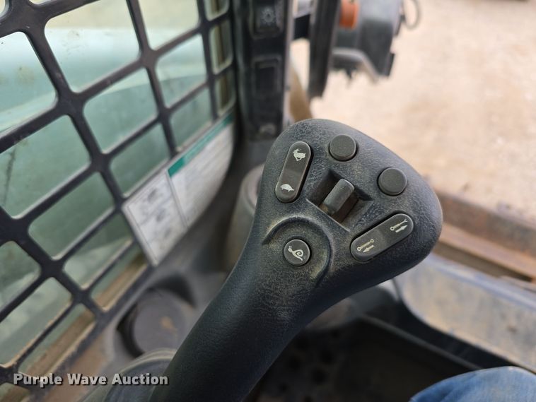 image for item DW3887 2017 Bobcat T770 skid steer loader