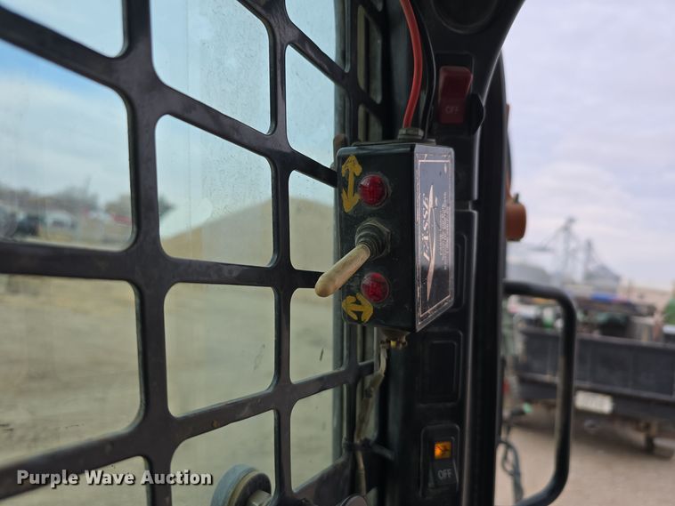 image for item DW3887 2017 Bobcat T770 skid steer loader