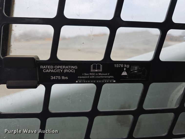 image for item DW3887 2017 Bobcat T770 skid steer loader