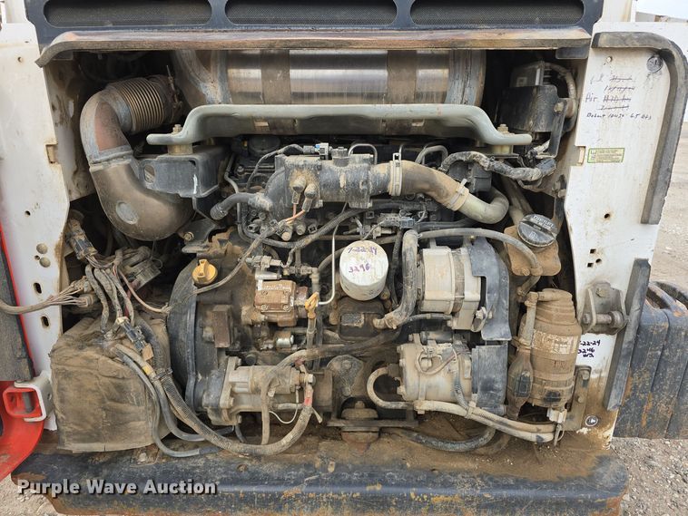 image for item DW3887 2017 Bobcat T770 skid steer loader