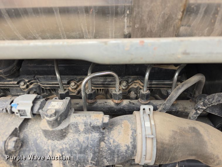 image for item DW3887 2017 Bobcat T770 skid steer loader