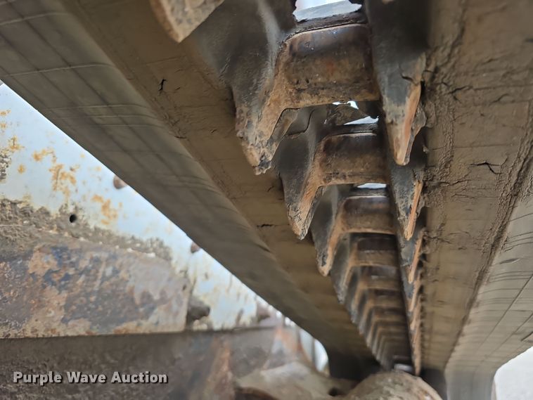 image for item DW3887 2017 Bobcat T770 skid steer loader