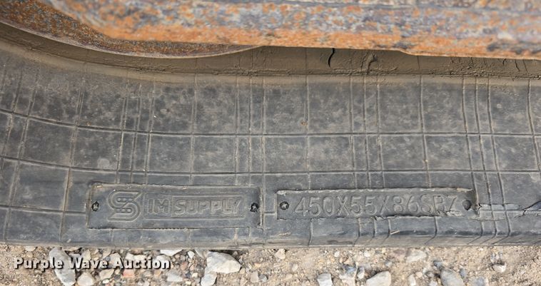 image for item DW3887 2017 Bobcat T770 skid steer loader