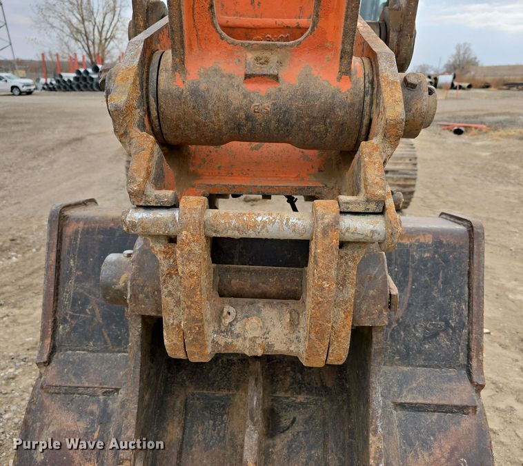 image for item DW3888 2002 Daewoo Solar 220LC-V excavator