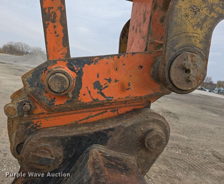 image for item DW3888 2002 Daewoo Solar 220LC-V excavator