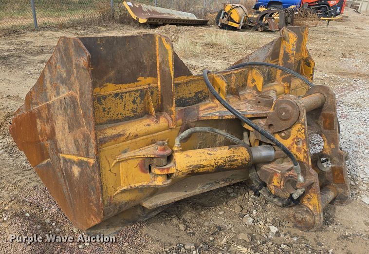 image for item DW3888 2002 Daewoo Solar 220LC-V excavator