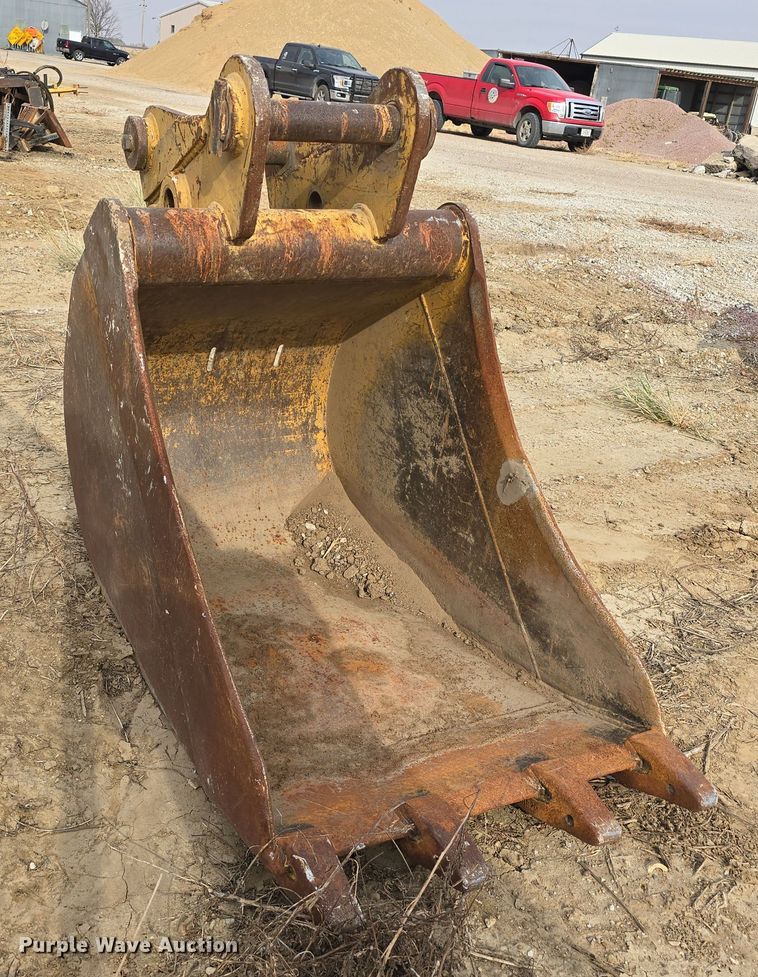 image for item DW3888 2002 Daewoo Solar 220LC-V excavator