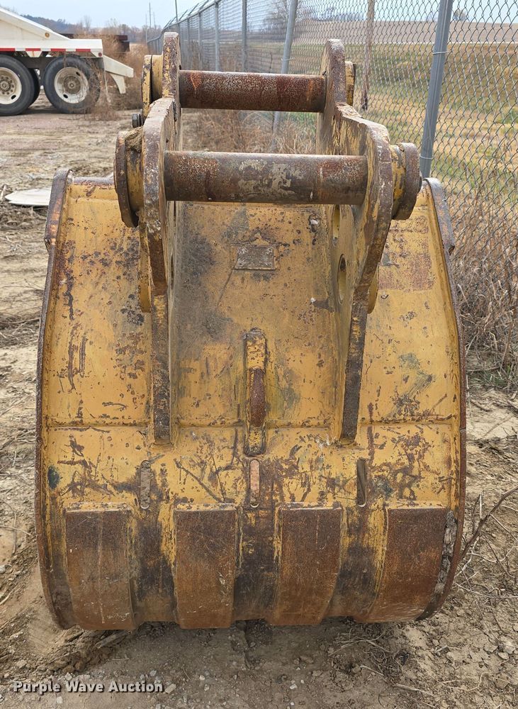 image for item DW3888 2002 Daewoo Solar 220LC-V excavator