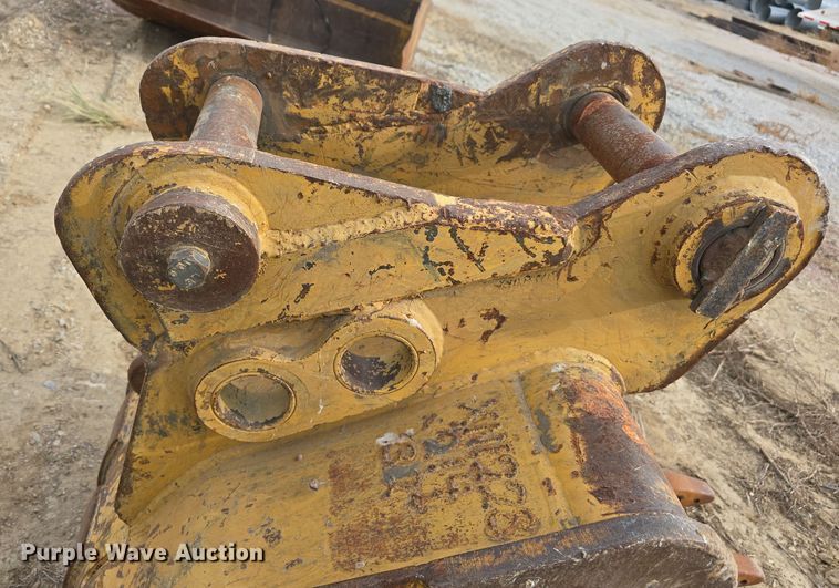 image for item DW3888 2002 Daewoo Solar 220LC-V excavator