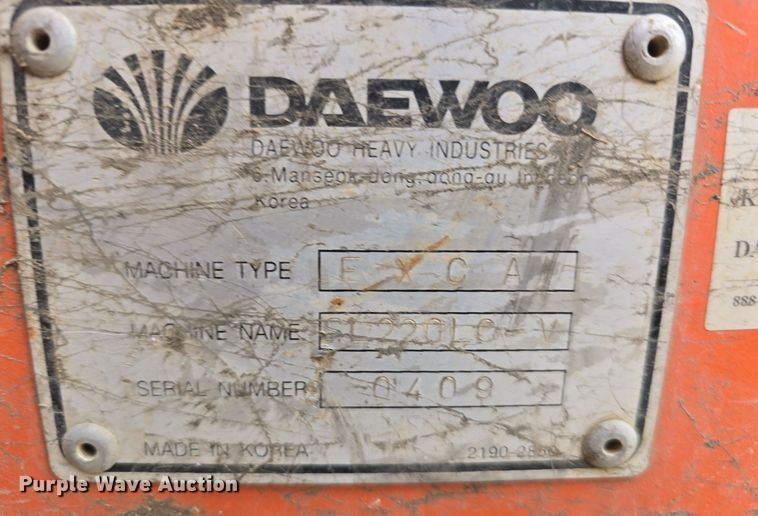 image for item DW3888 2002 Daewoo Solar 220LC-V excavator