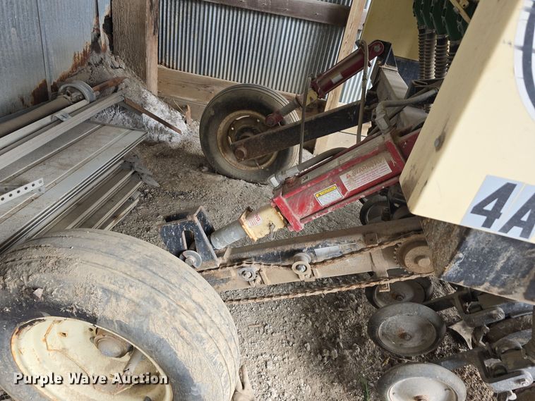 image for item DW3889 Truax Company FLXII-88RD grain drill