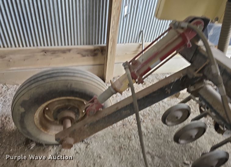 image for item DW3889 Truax Company FLXII-88RD grain drill