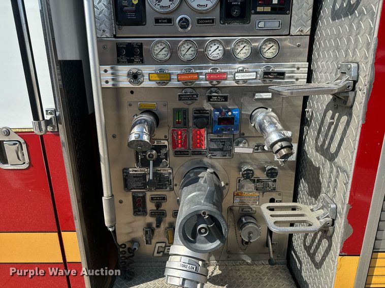image for item DX3669 1997 HME pumper fire truck