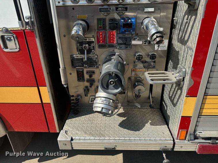 image for item DX3669 1997 HME pumper fire truck