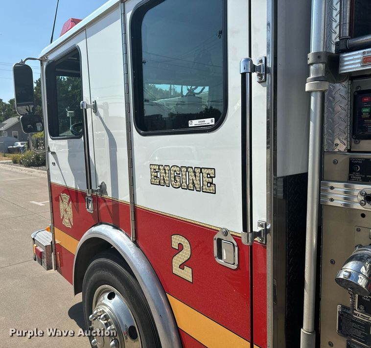 image for item DX3669 1997 HME pumper fire truck