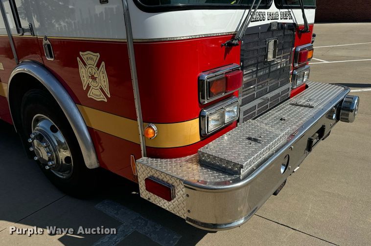 image for item DX3669 1997 HME pumper fire truck