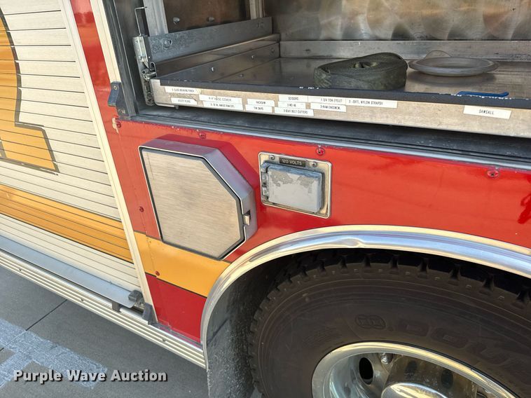 image for item DX3669 1997 HME pumper fire truck