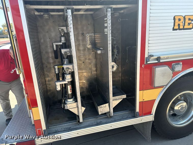 image for item DX3669 1997 HME pumper fire truck