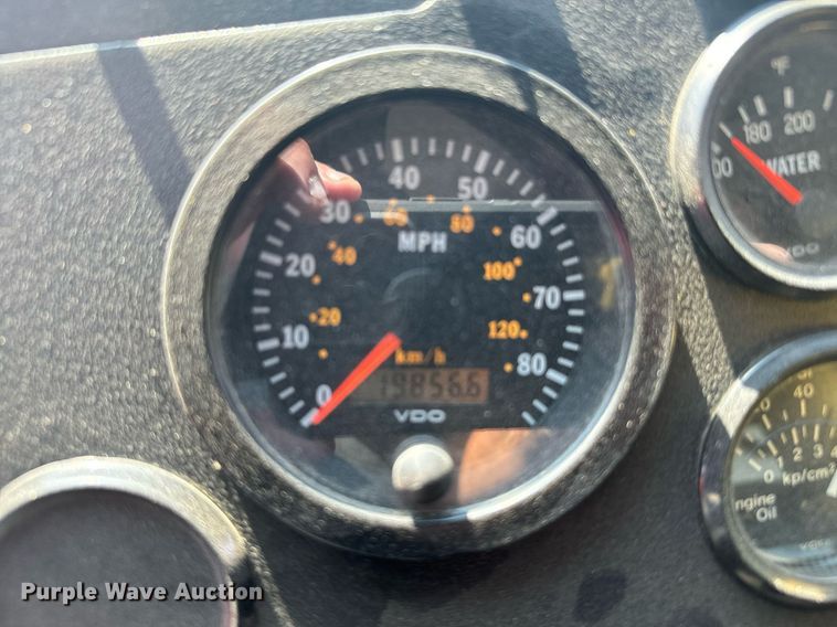 image for item DX3669 1997 HME pumper fire truck