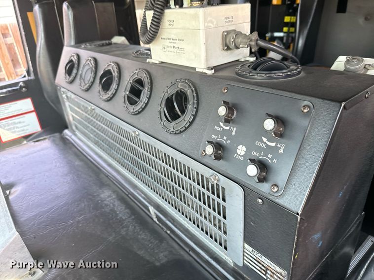 image for item DX3669 1997 HME pumper fire truck