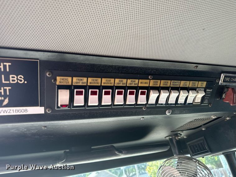 image for item DX3669 1997 HME pumper fire truck