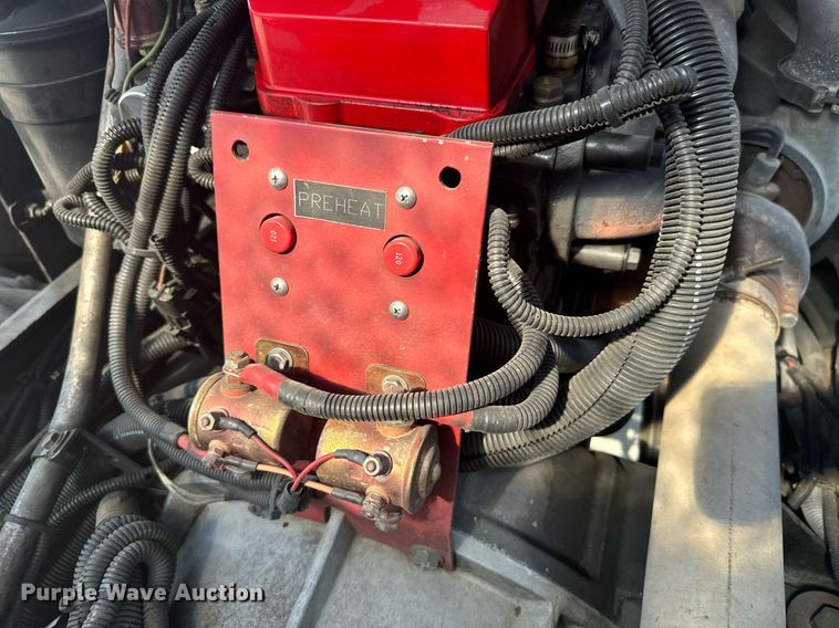 image for item DX3669 1997 HME pumper fire truck