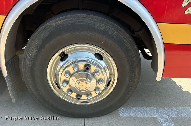 image for item DX3669 1997 HME pumper fire truck