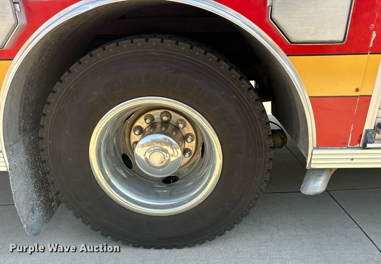 image for item DX3669 1997 HME pumper fire truck