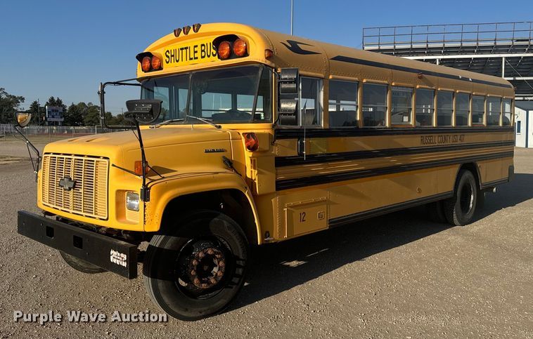 image for item DX3710 1998 Chevrolet B7 Bluebird school bus