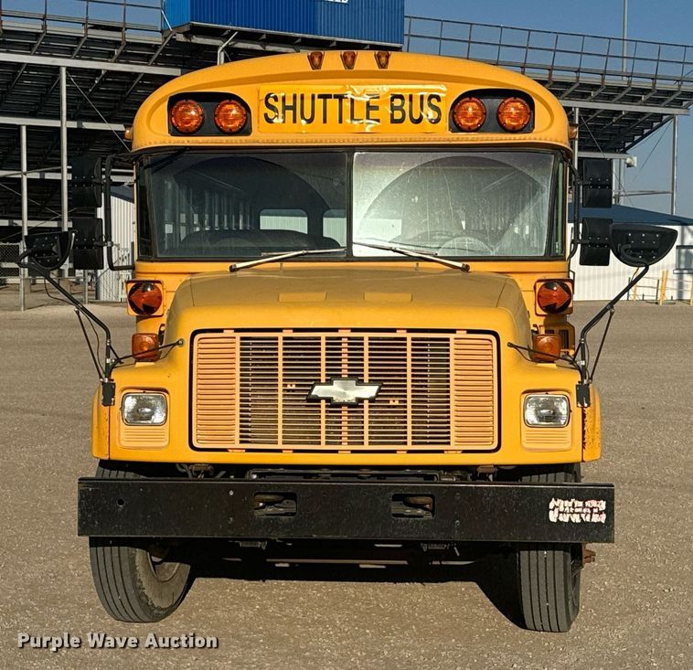 image for item DX3710 1998 Chevrolet B7 Bluebird school bus