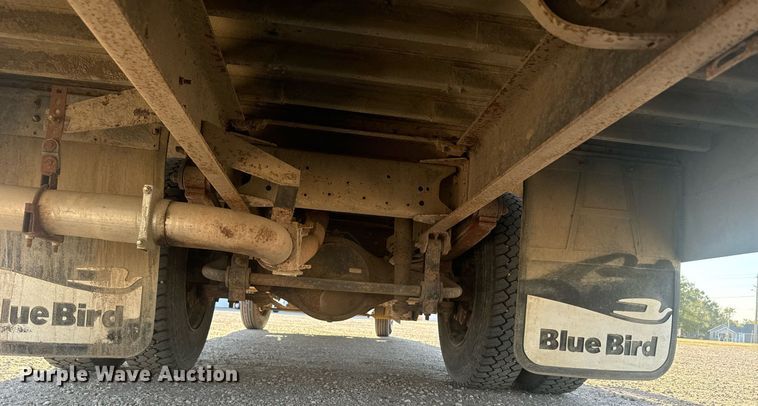 image for item DX3710 1998 Chevrolet B7 Bluebird school bus