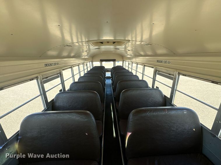 image for item DX3710 1998 Chevrolet B7 Bluebird school bus