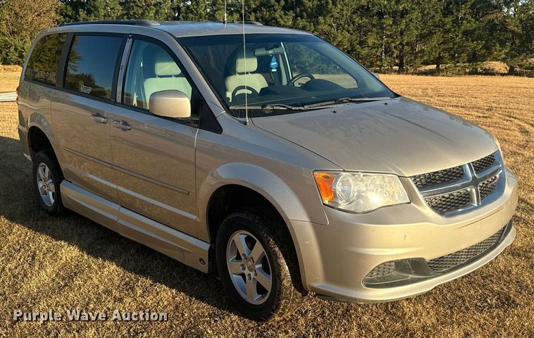 image for item DX3716 2012 Dodge Grand Caravan handicap accessible van