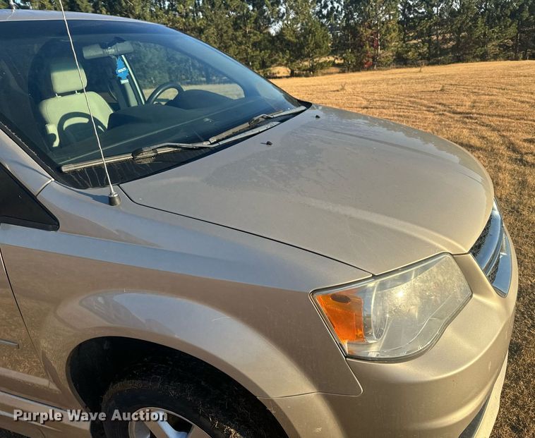 image for item DX3716 2012 Dodge Grand Caravan handicap accessible van