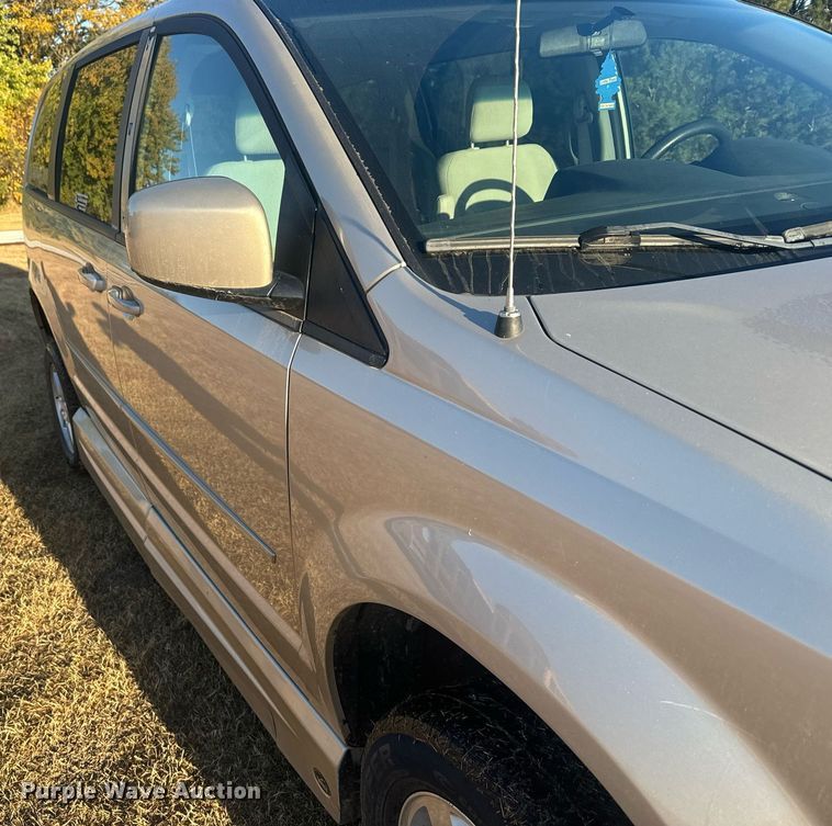 image for item DX3716 2012 Dodge Grand Caravan handicap accessible van