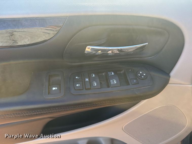 image for item DX3716 2012 Dodge Grand Caravan handicap accessible van