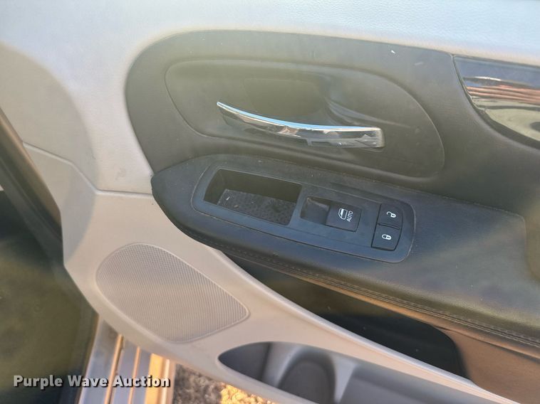 image for item DX3716 2012 Dodge Grand Caravan handicap accessible van