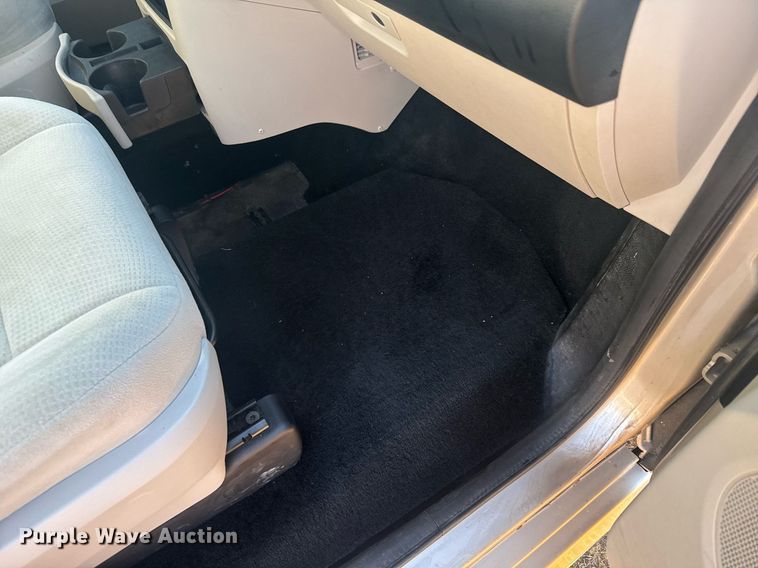 image for item DX3716 2012 Dodge Grand Caravan handicap accessible van