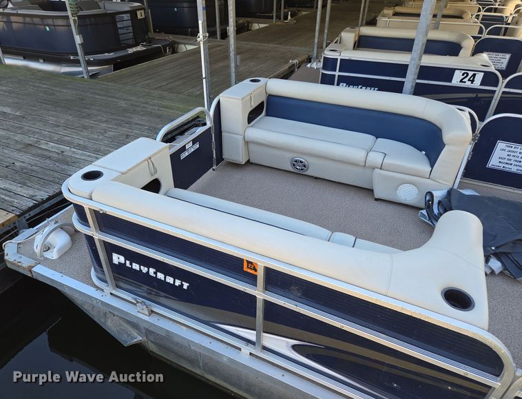 image for item EE8610 2016 Playcraft Clipper  pontoon boat