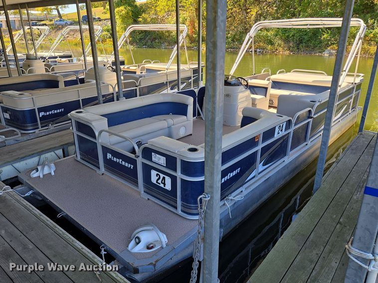 image for item EE8611 2016 Playcraft Clipper  pontoon boat