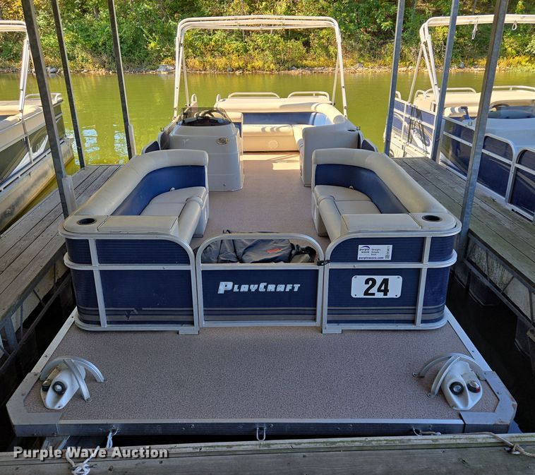 image for item EE8611 2016 Playcraft Clipper  pontoon boat