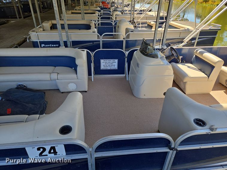 image for item EE8611 2016 Playcraft Clipper  pontoon boat