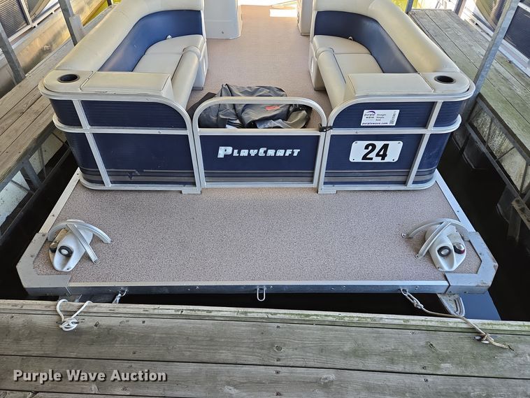 image for item EE8611 2016 Playcraft Clipper  pontoon boat